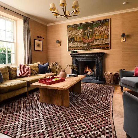 The Old Rectory בית נופש ברמפטון